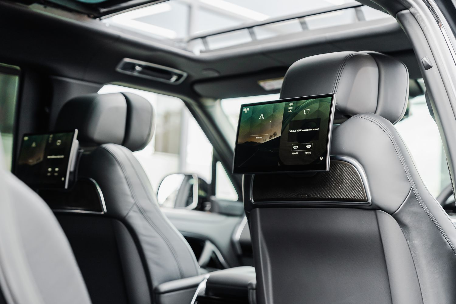 Land Rover Range Rover Autobiography LWB D350 (7 Seats)