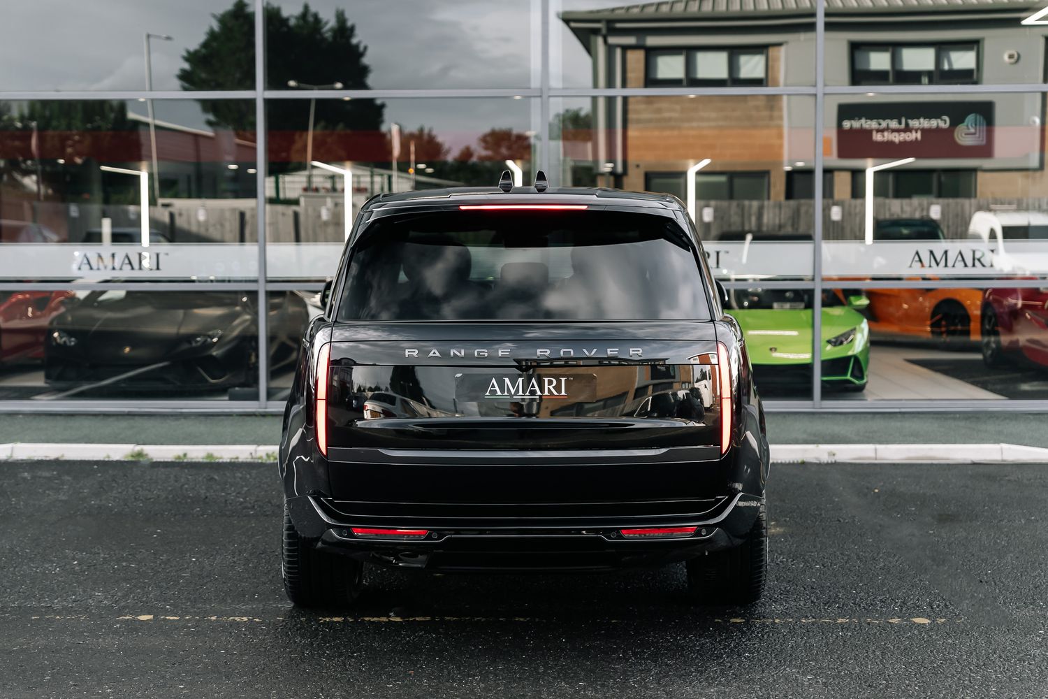 Land Rover Range Rover Autobiography LWB D350 (7 Seats)