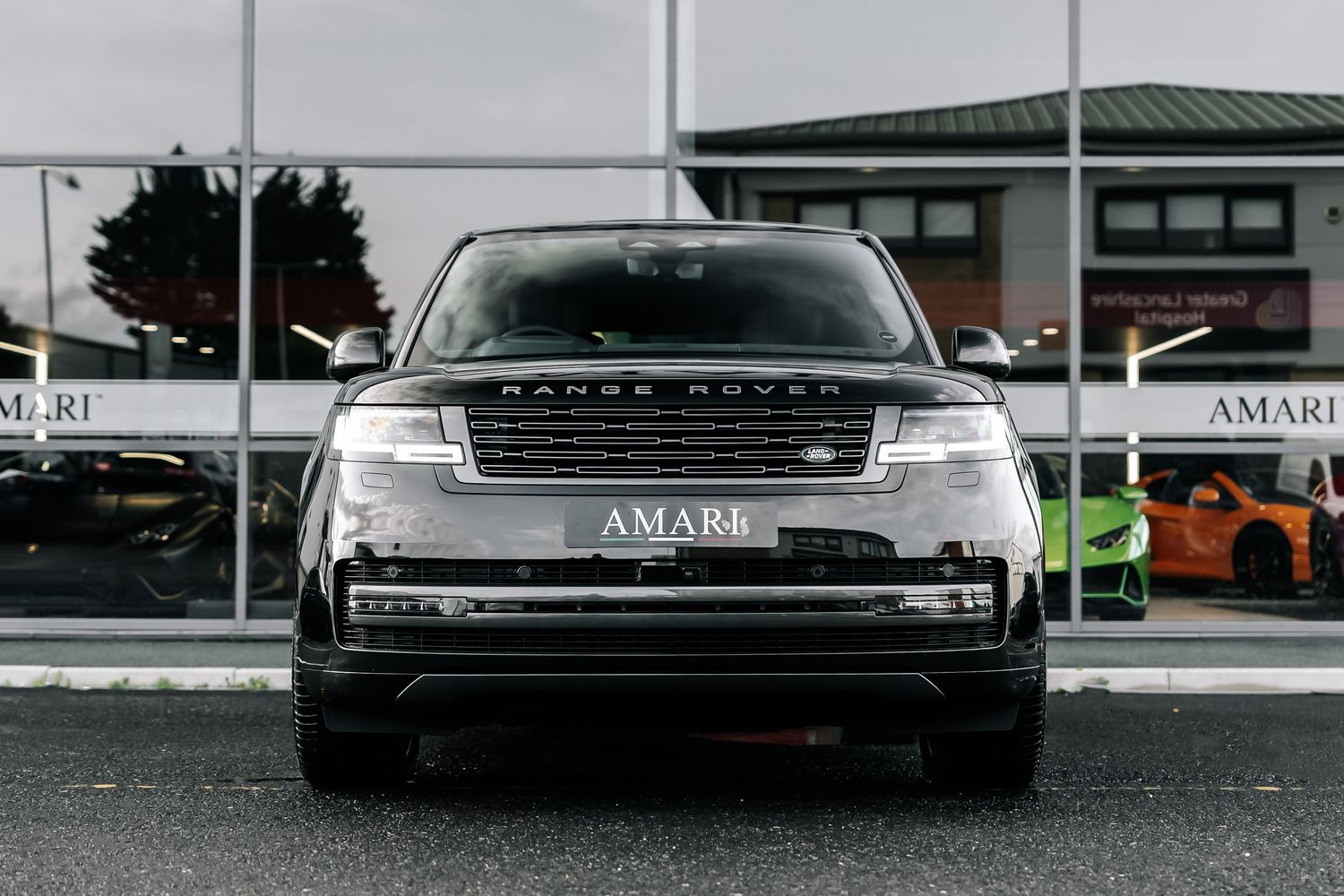 Land Rover Range Rover Autobiography LWB D350 (7 Seats)
