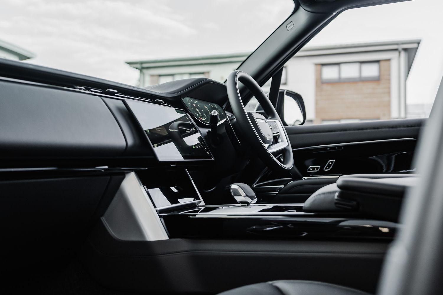 Land Rover Range Rover Autobiography LWB D350 (7 Seats)