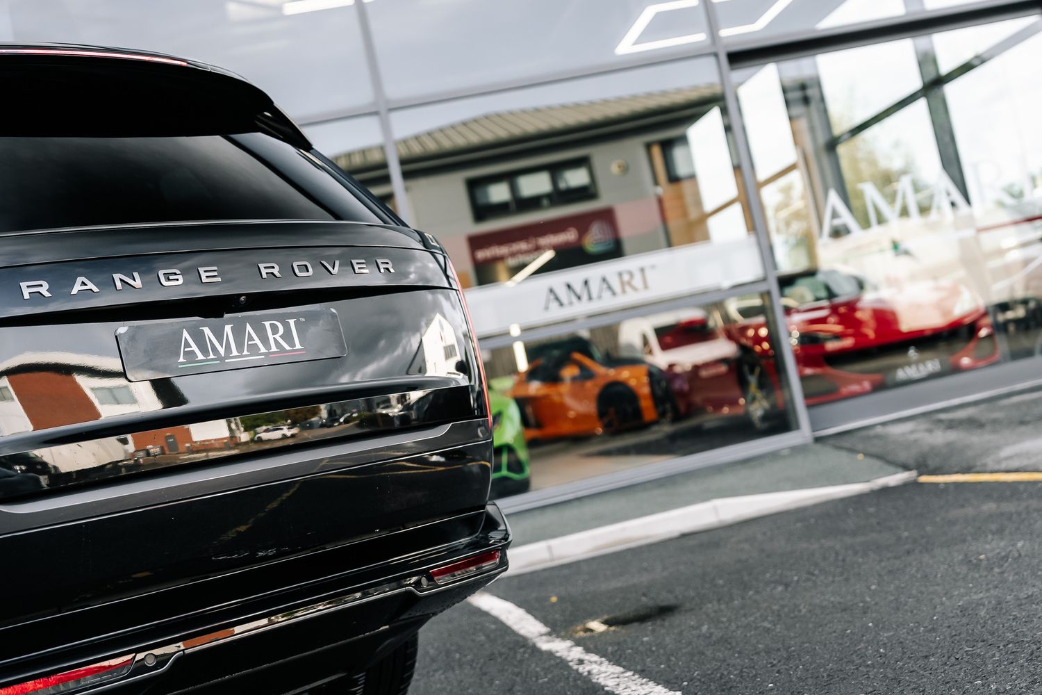 Land Rover Range Rover Autobiography LWB D350 (7 Seats)