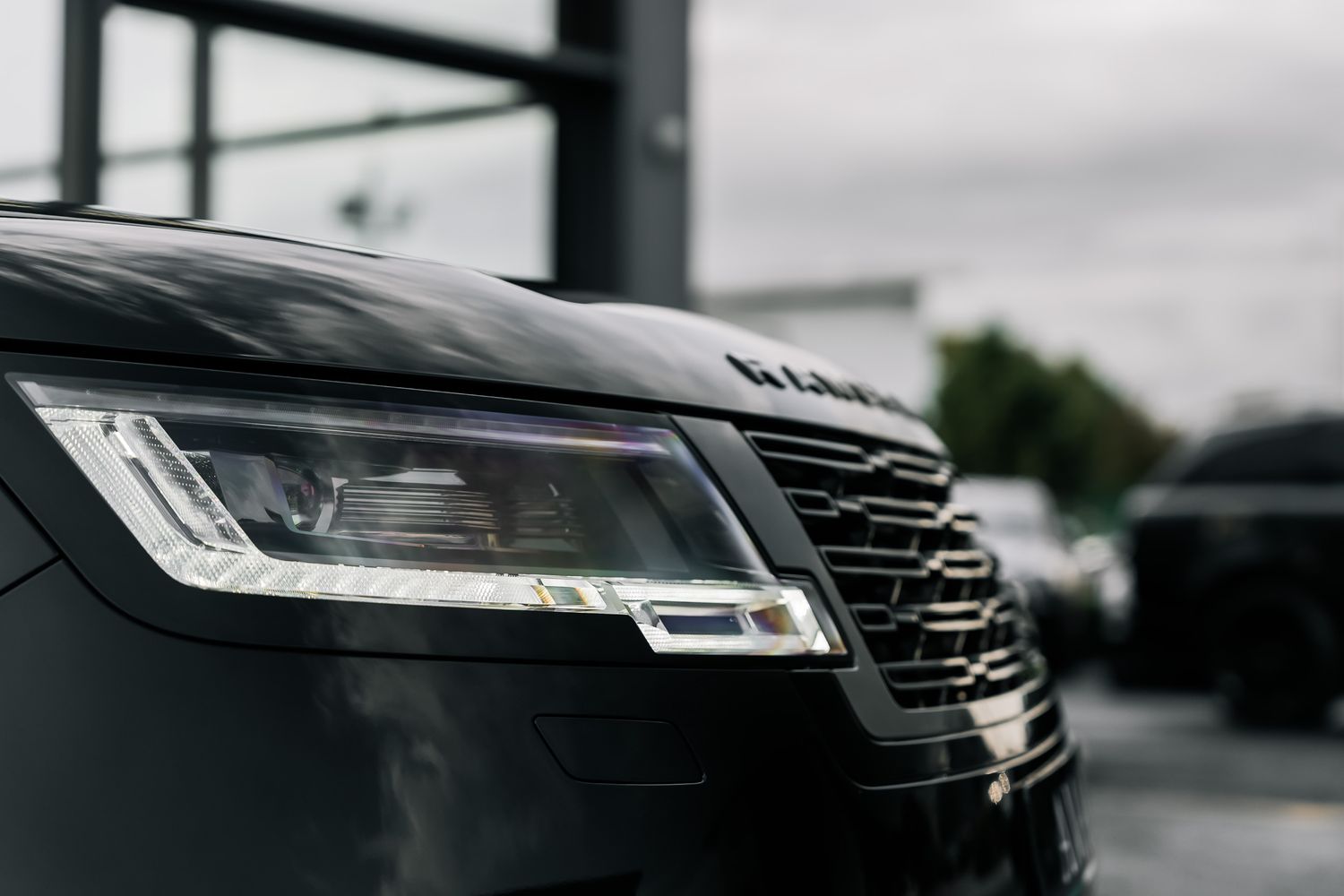 Land Rover Range Rover Autobiography LWB D350 (7 Seats)