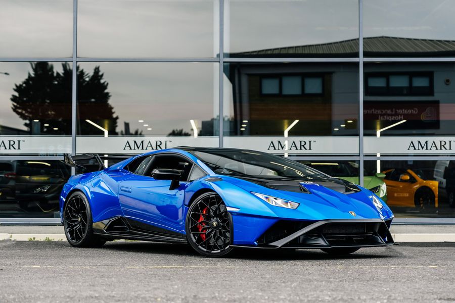 2022 Lamborghini Huracan STO