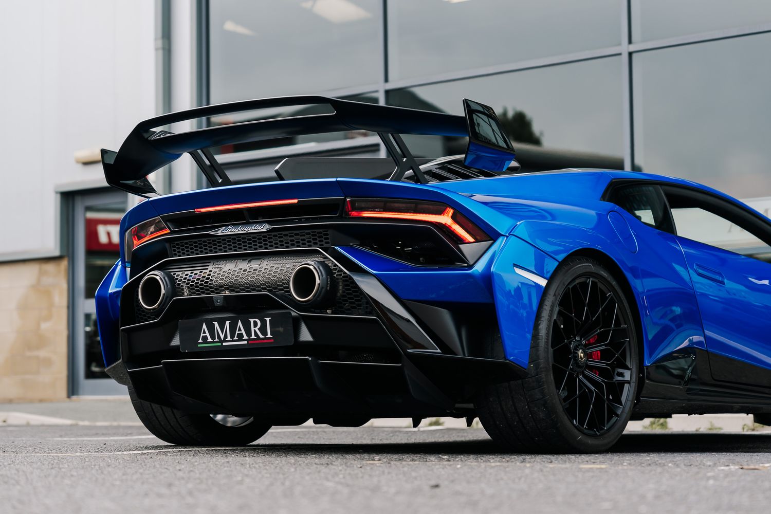 Lamborghini Huracan STO