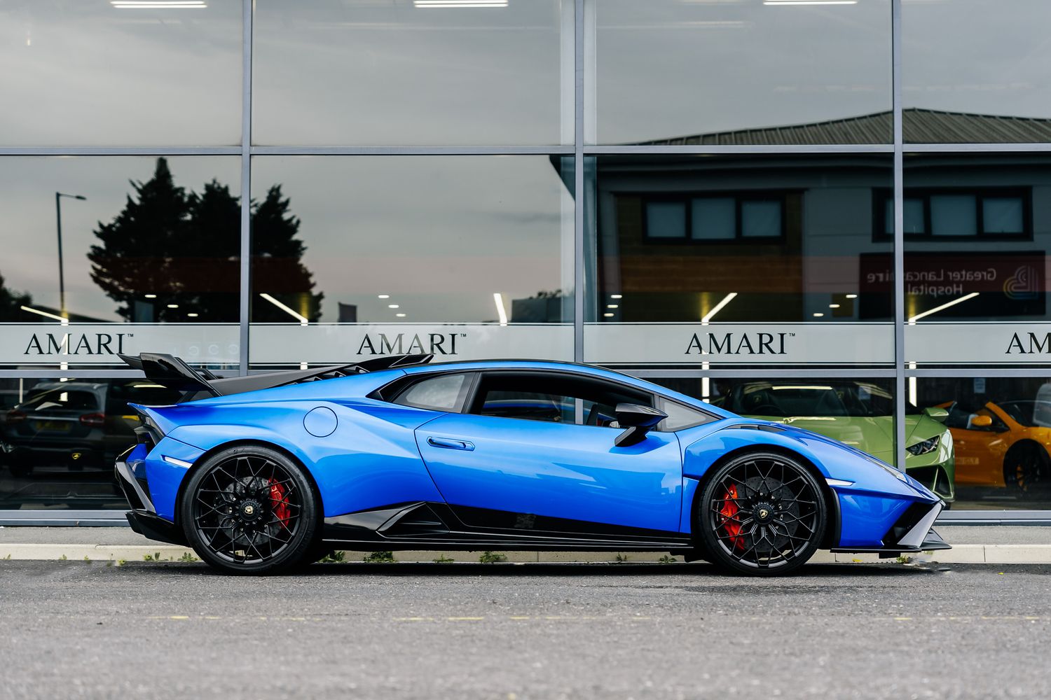 Lamborghini Huracan STO