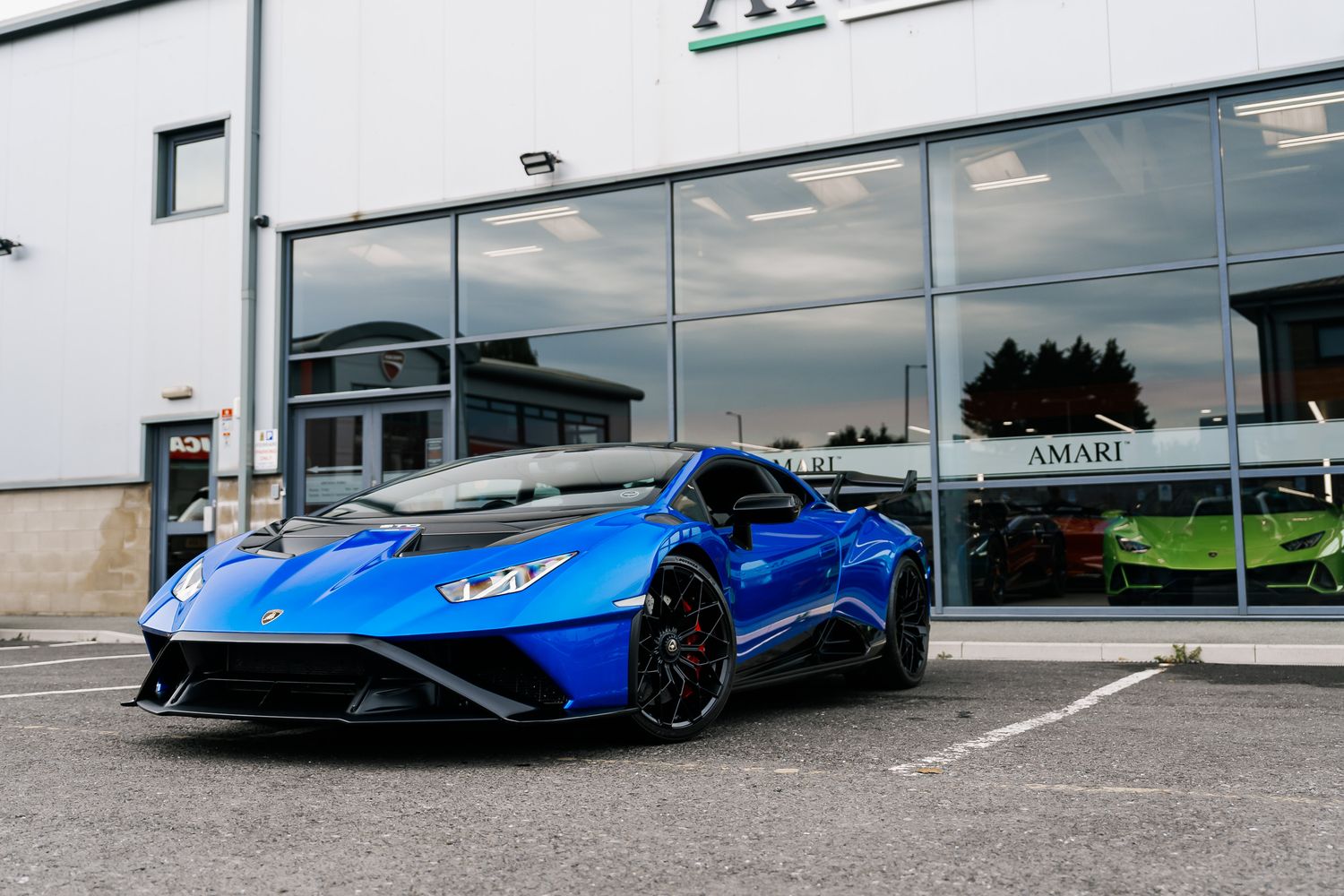 Lamborghini Huracan STO