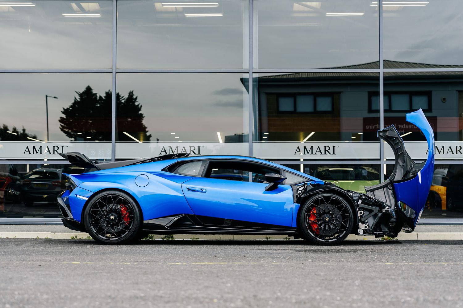 Lamborghini Huracan STO
