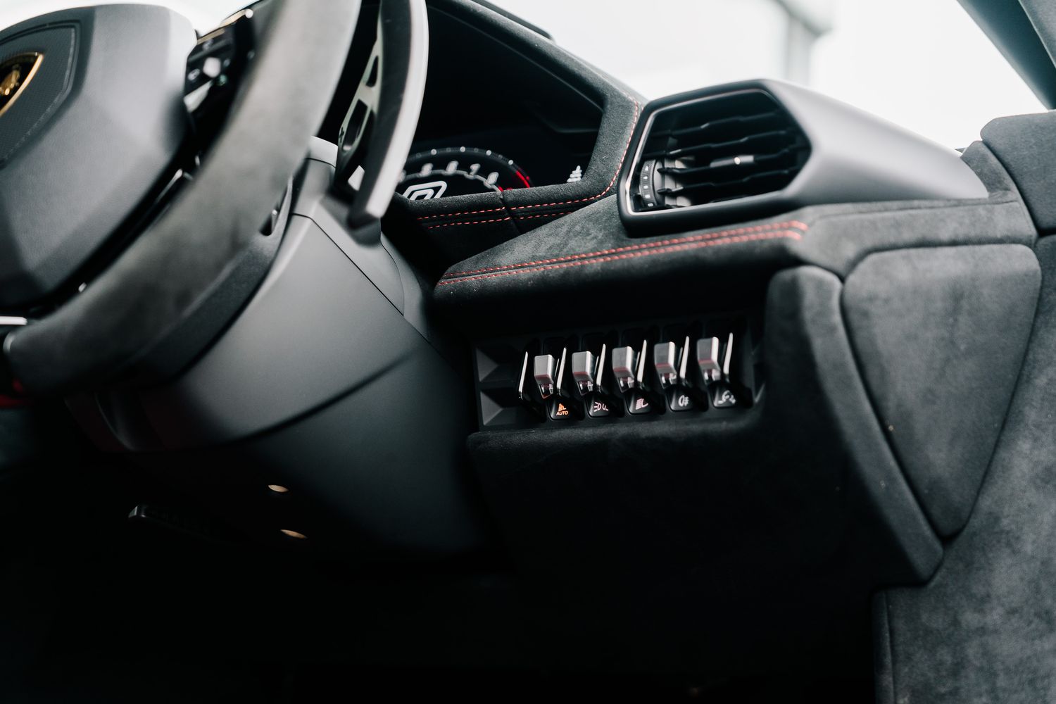 Lamborghini Huracan STO
