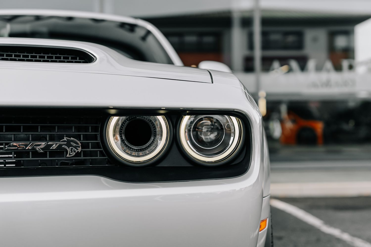 Dodge Challenger Jailbreak