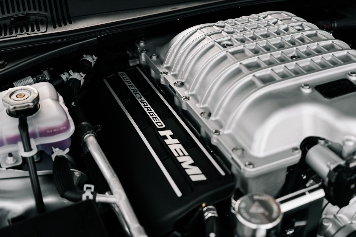 Dodge Challenger Jailbreak