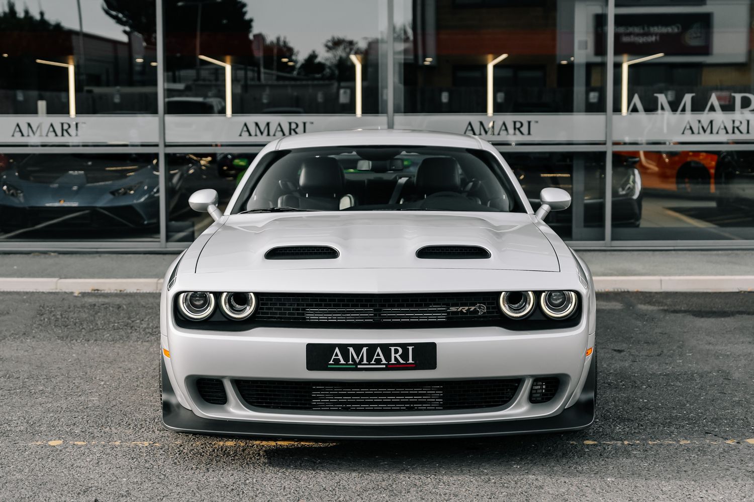 Dodge Challenger Jailbreak