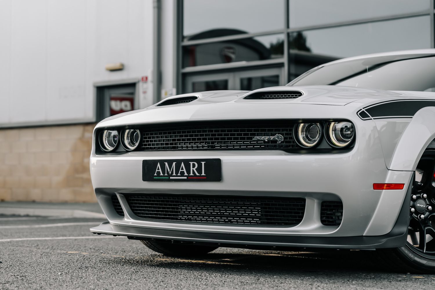 Dodge Challenger Jailbreak