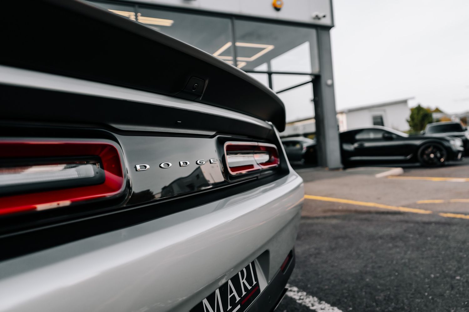 Dodge Challenger Jailbreak