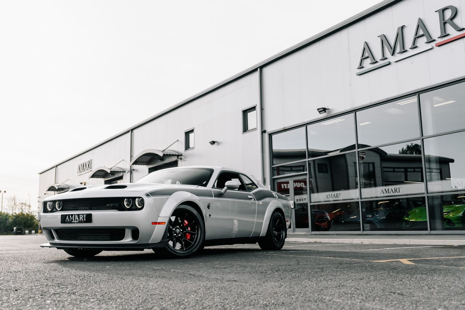 Dodge Challenger Jailbreak