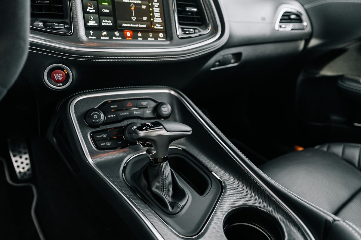 Dodge Challenger Jailbreak