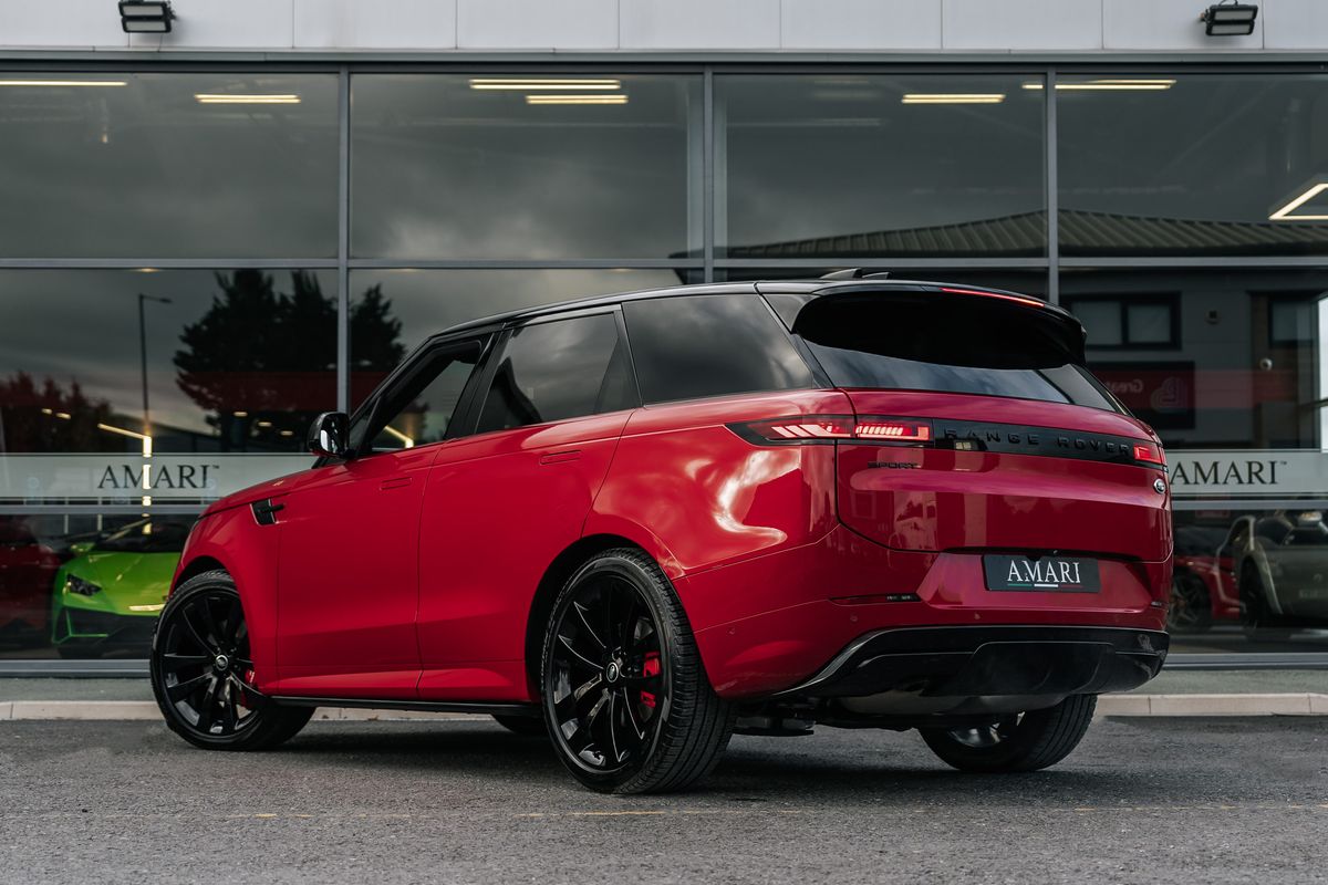 Land Rover Range Rover Sport First Edition D350 MHEV