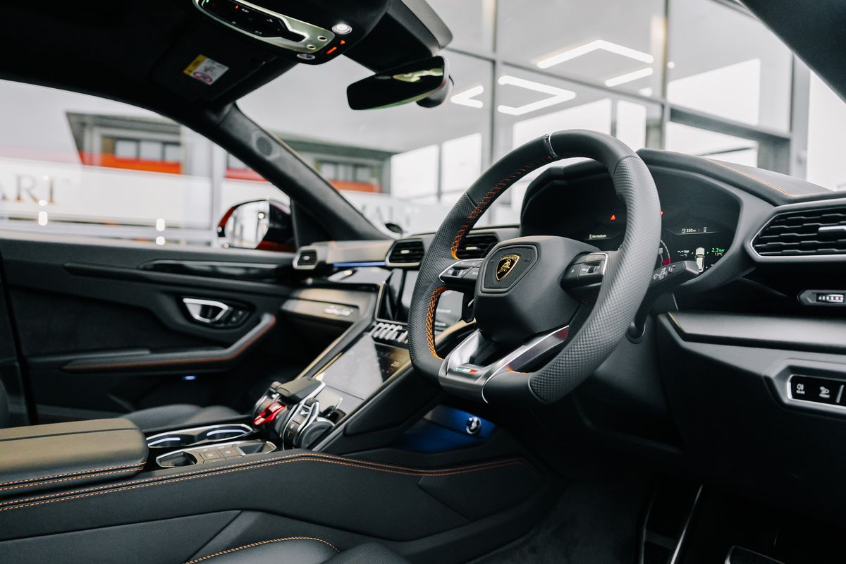 Lamborghini Urus S V8