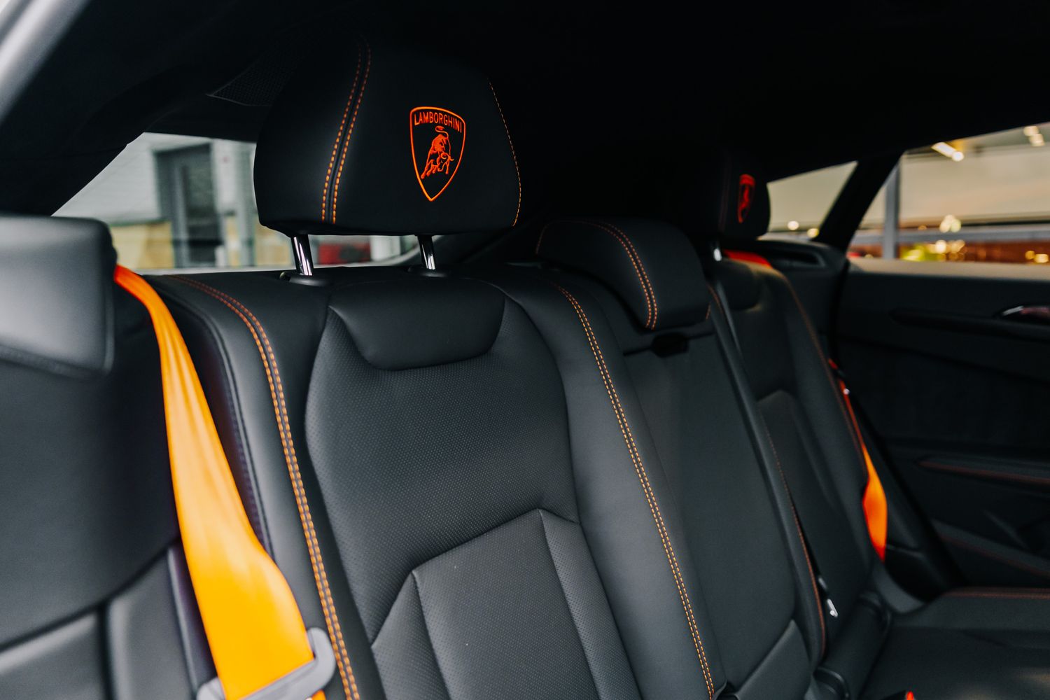 Lamborghini Urus S V8