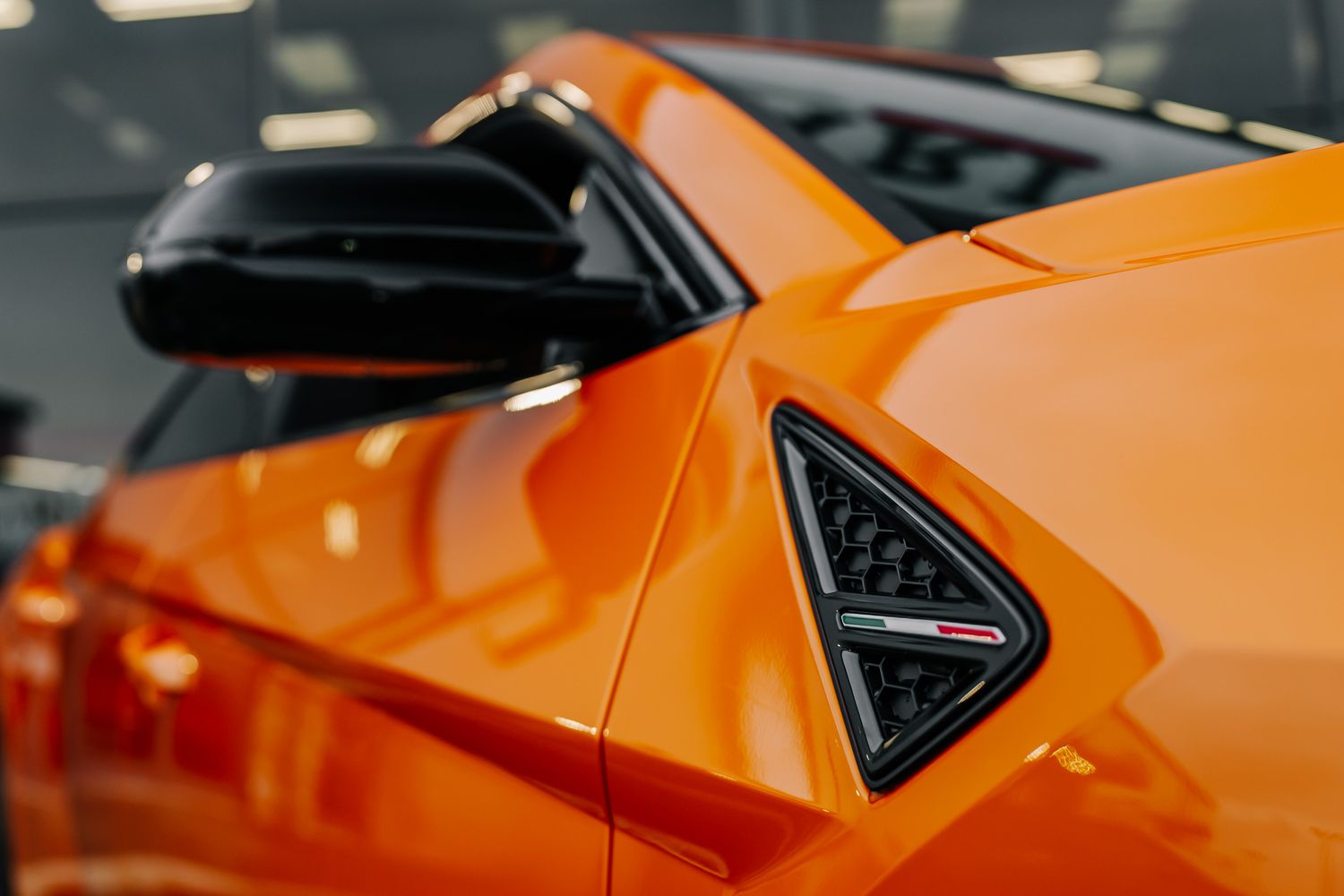 Lamborghini Urus S V8