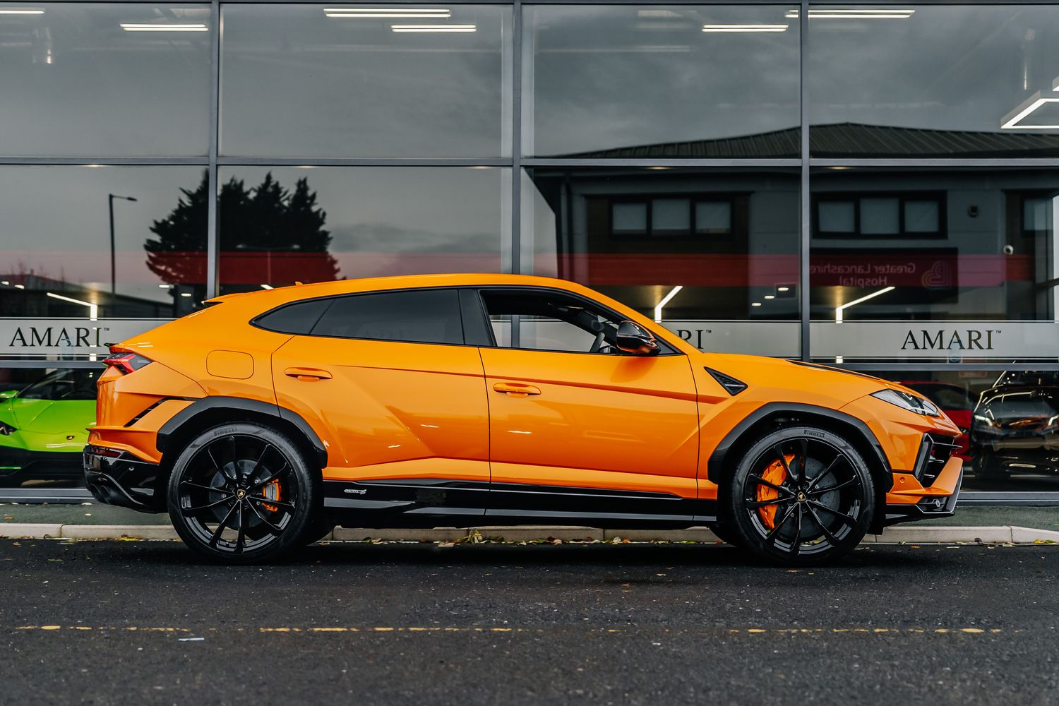 Lamborghini Urus S V8