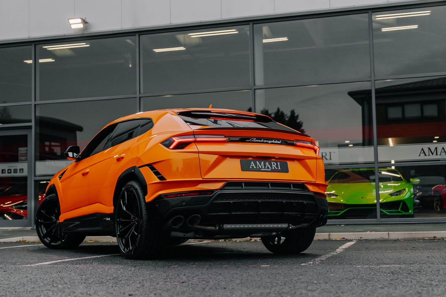 Lamborghini Urus S V8