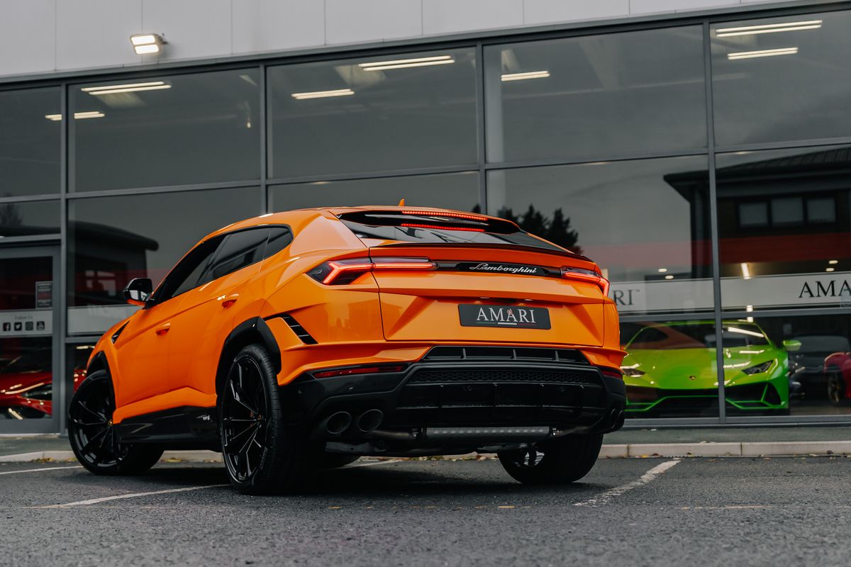 Lamborghini Urus S V8