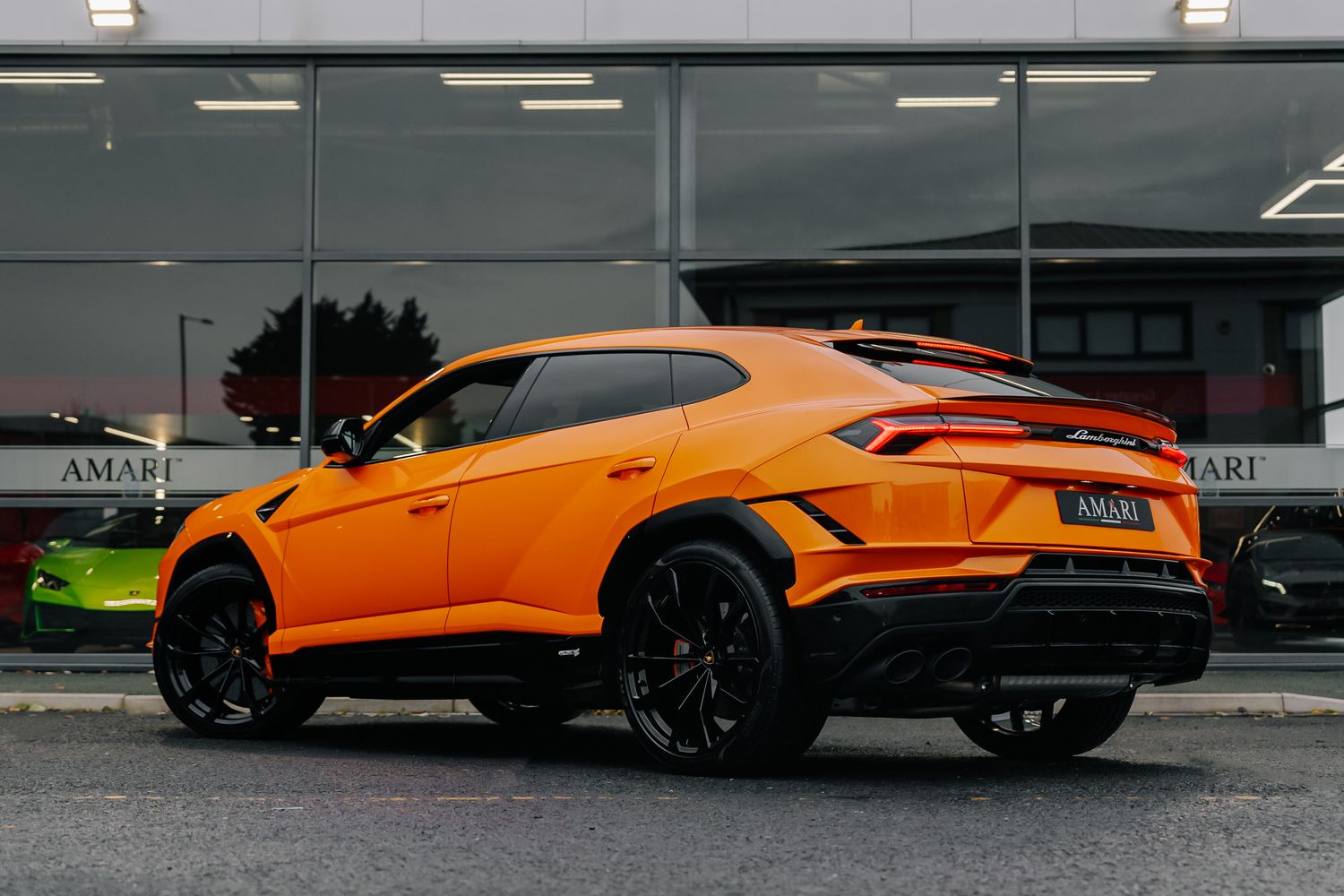 Lamborghini Urus S V8
