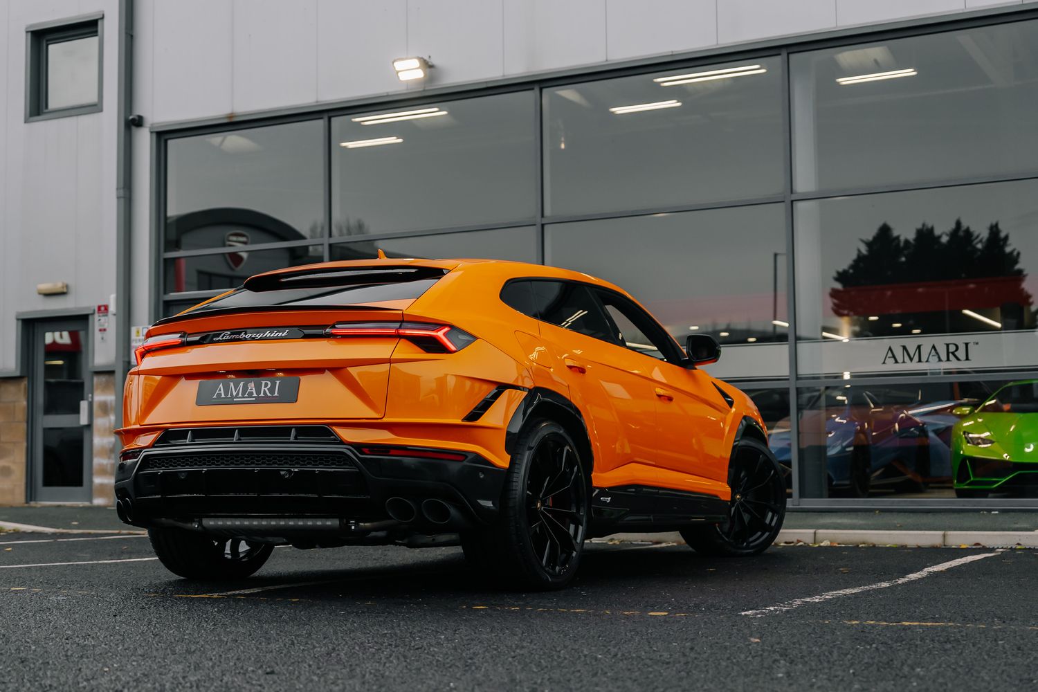 Lamborghini Urus S V8