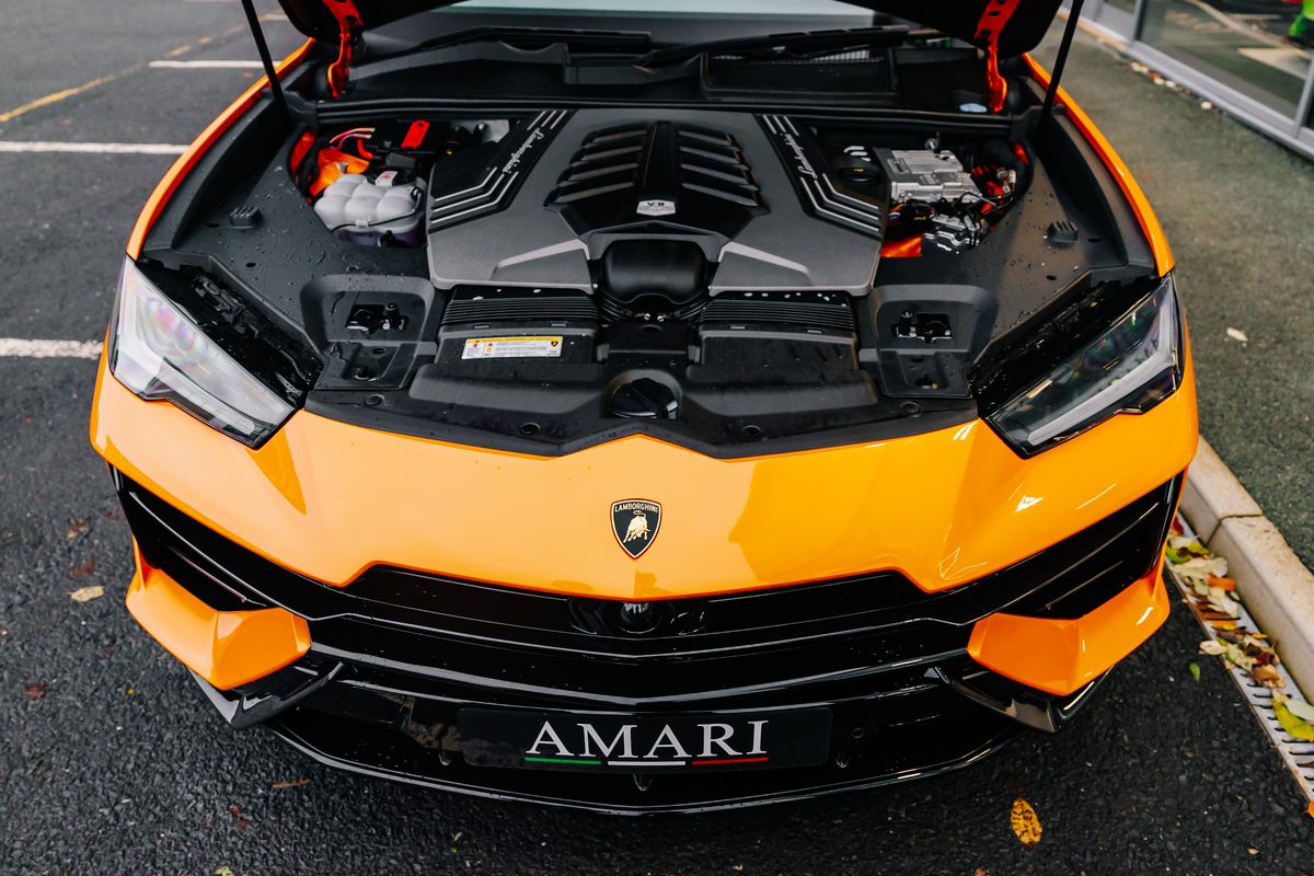 Lamborghini Urus S V8