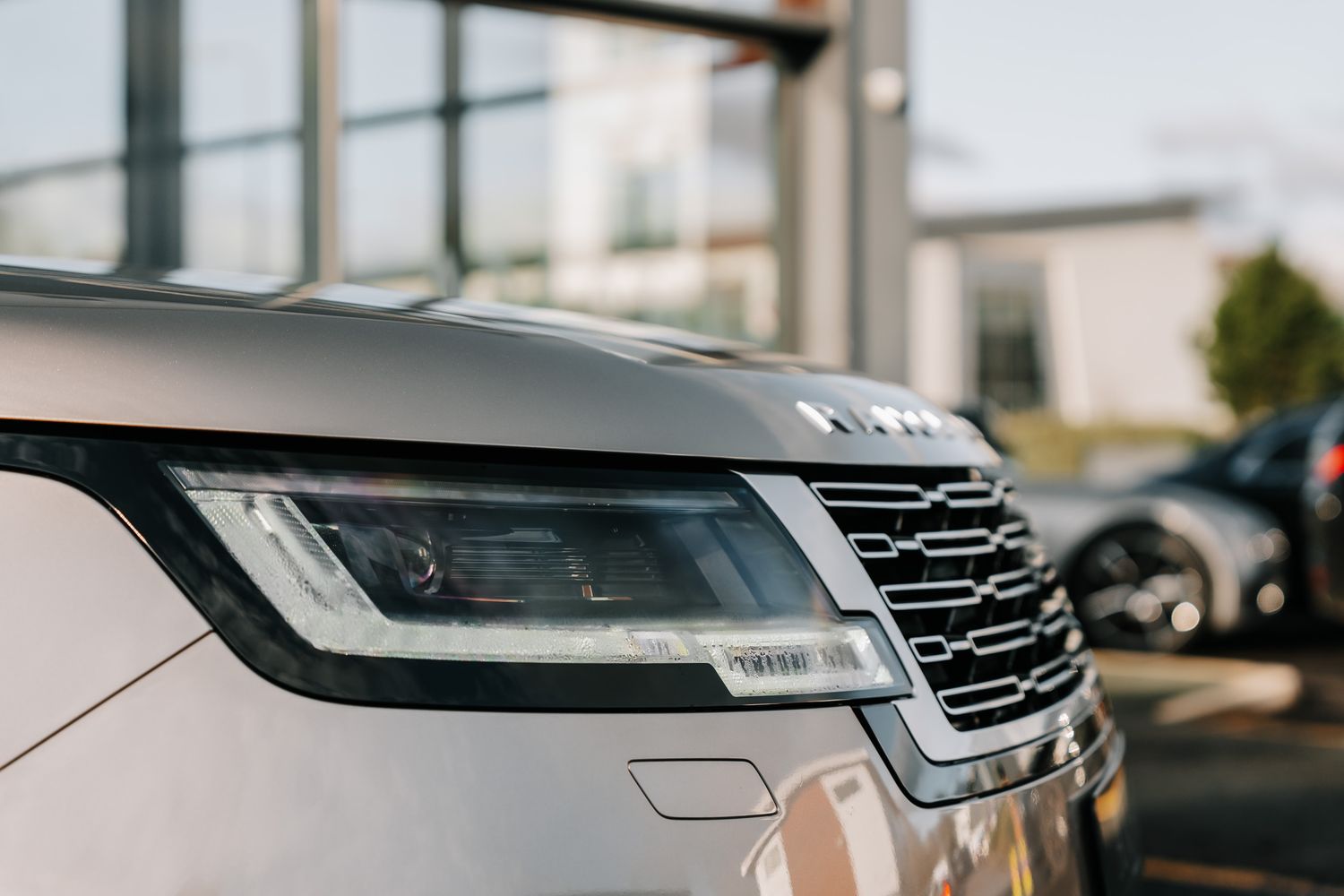 Land Rover Range Rover First Edition P530 Auto