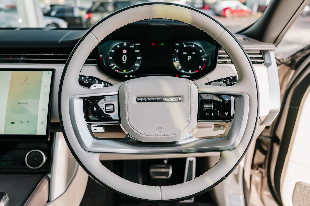 Land Rover Range Rover First Edition P530 Auto