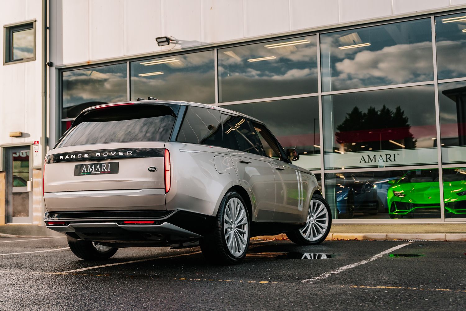 Land Rover Range Rover First Edition P530 Auto