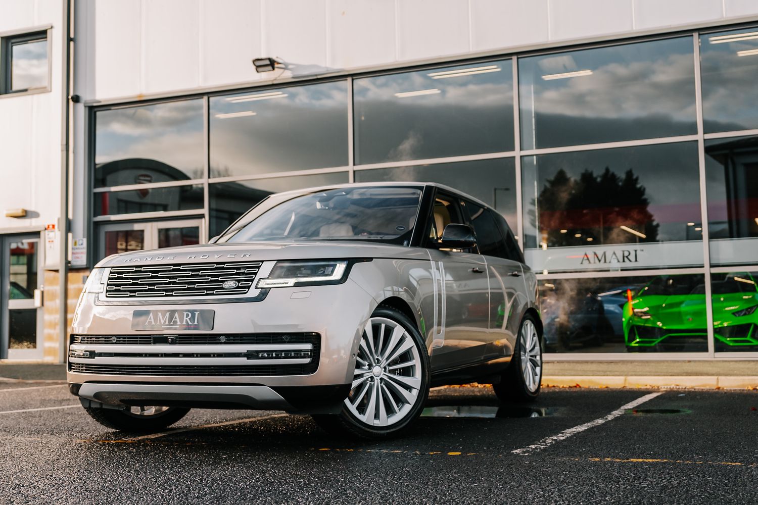 Land Rover Range Rover First Edition P530 Auto
