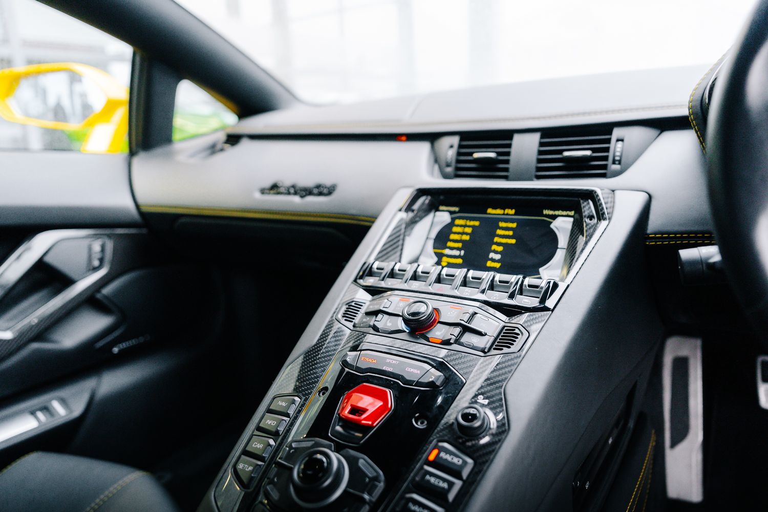 Lamborghini Aventador S