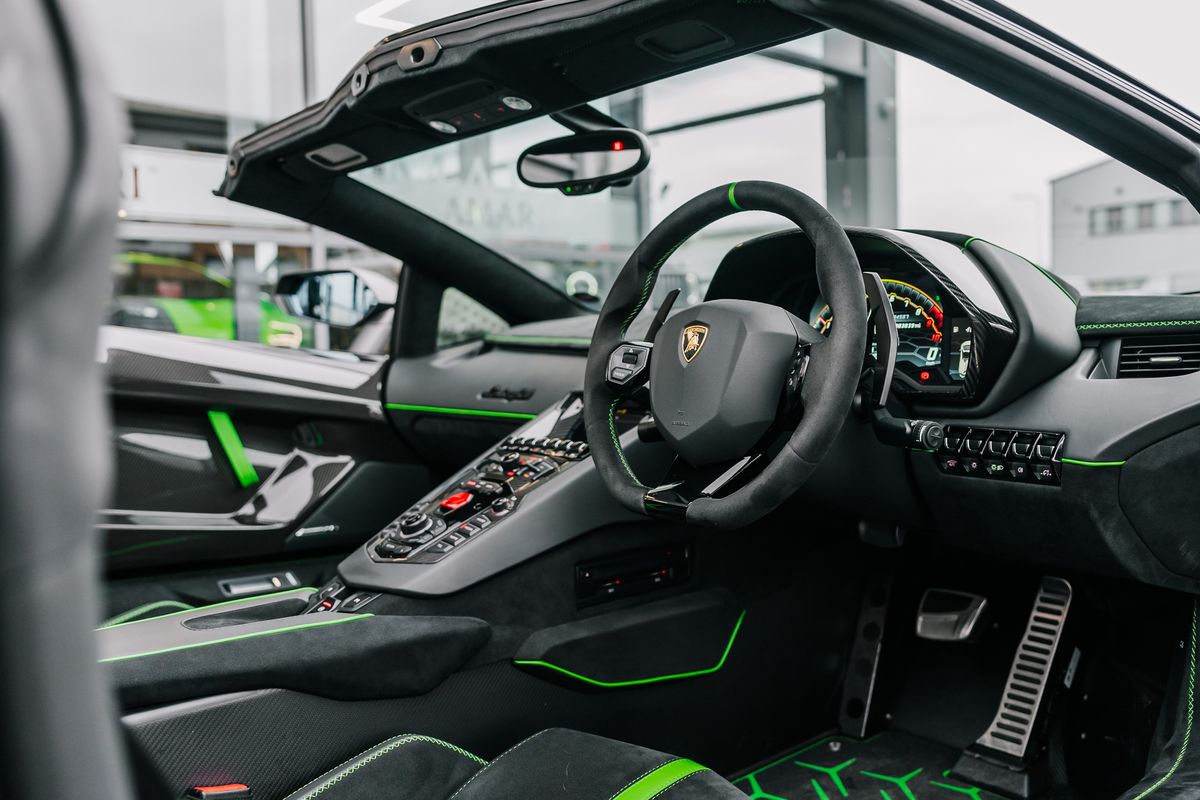 Lamborghini Aventador SVJ Roadster LP 770-4