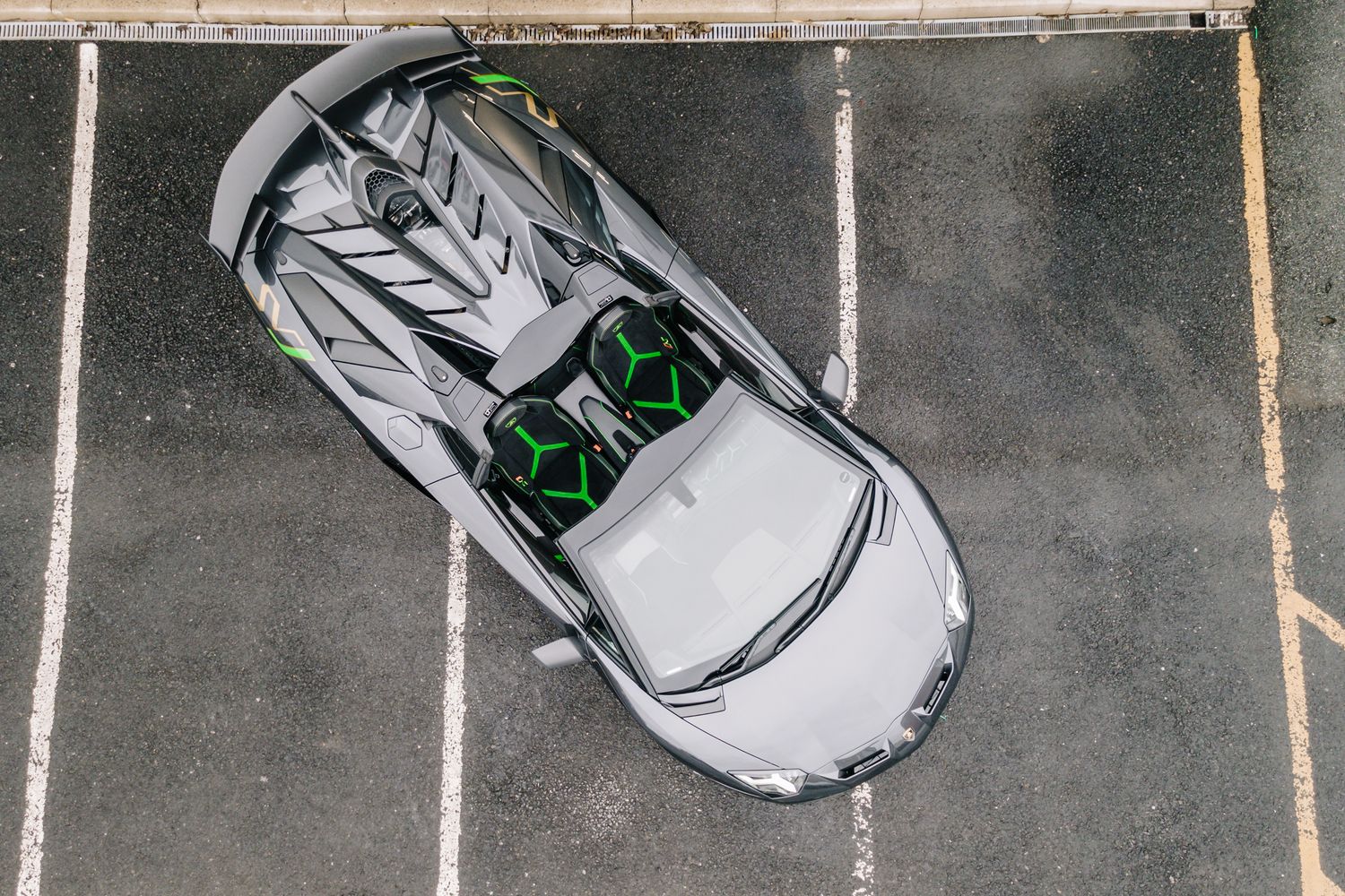 Lamborghini Aventador SVJ Roadster LP 770-4