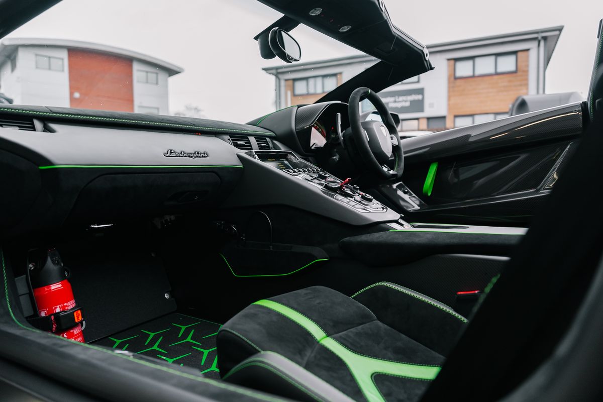 Lamborghini Aventador SVJ Roadster LP 770-4