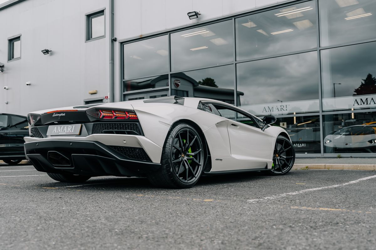 Lamborghini Aventador S