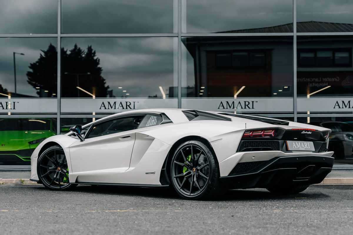 Lamborghini Aventador S