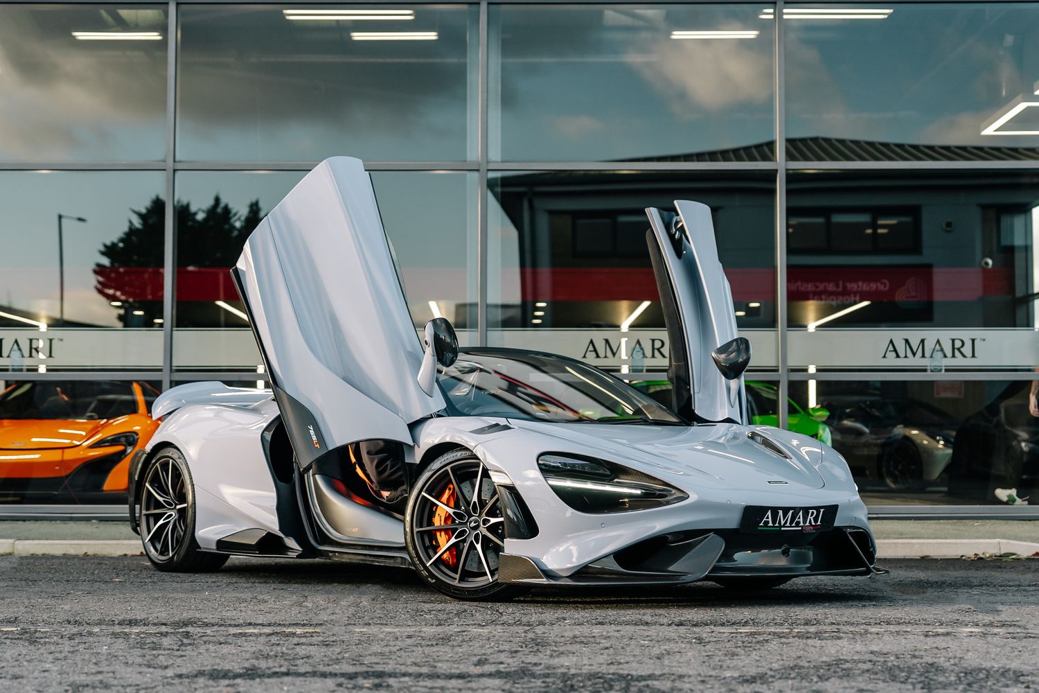 McLaren 765LT Spider