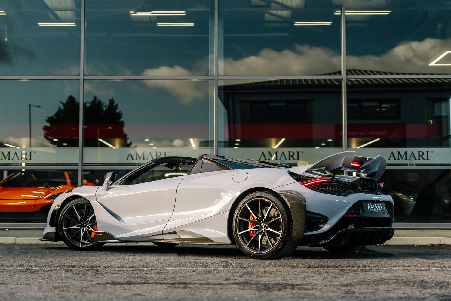 McLaren 765LT Spider