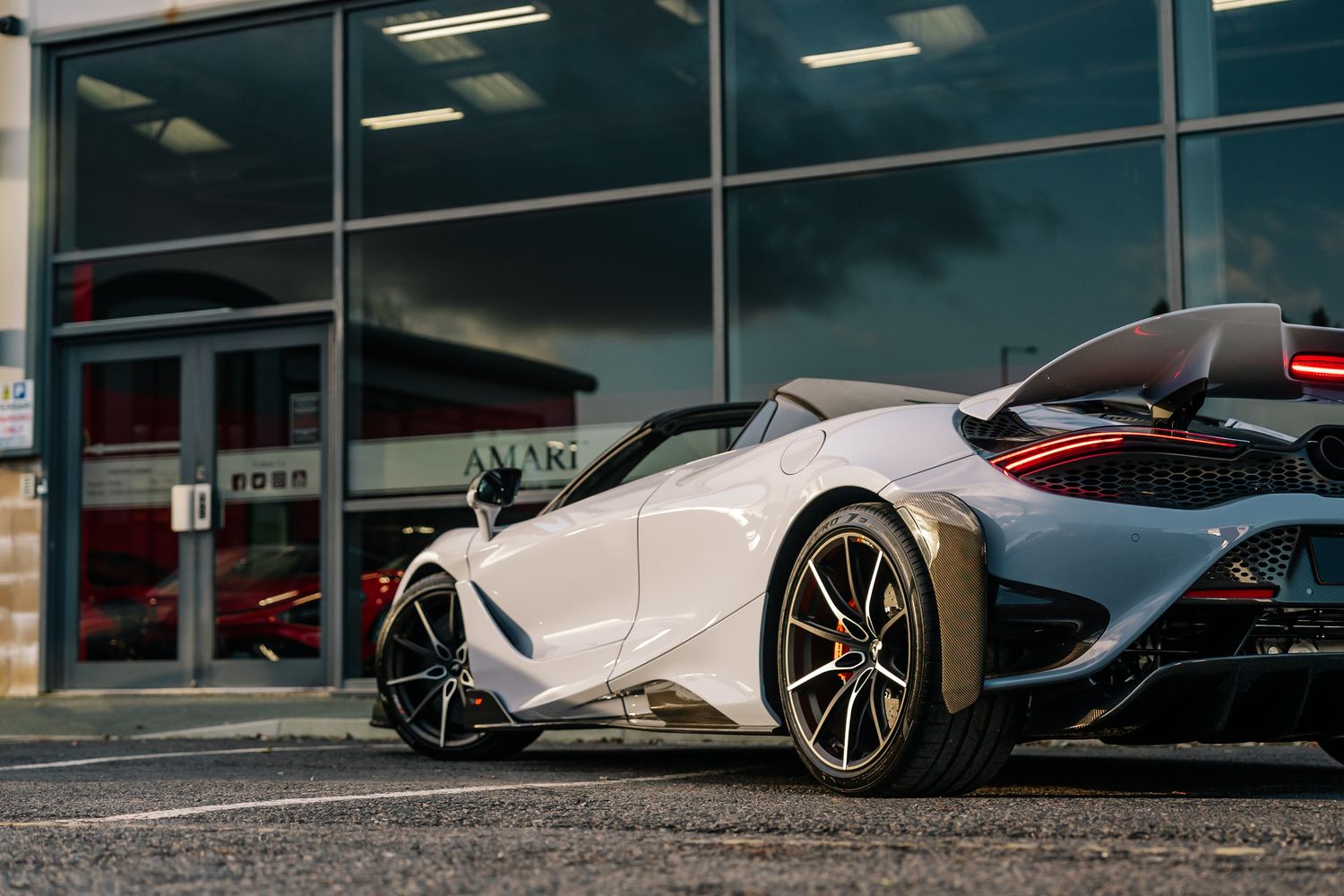 McLaren 765LT Spider