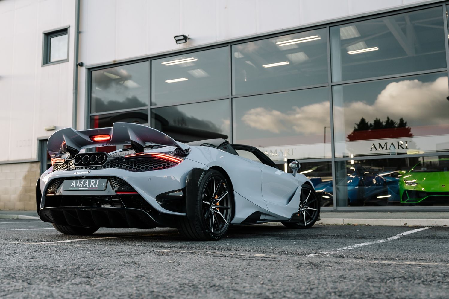 McLaren 765LT Spider