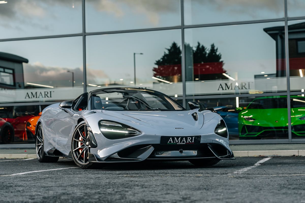 McLaren 765LT Spider