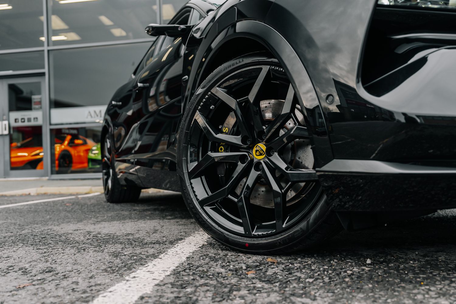 Lotus Eletre