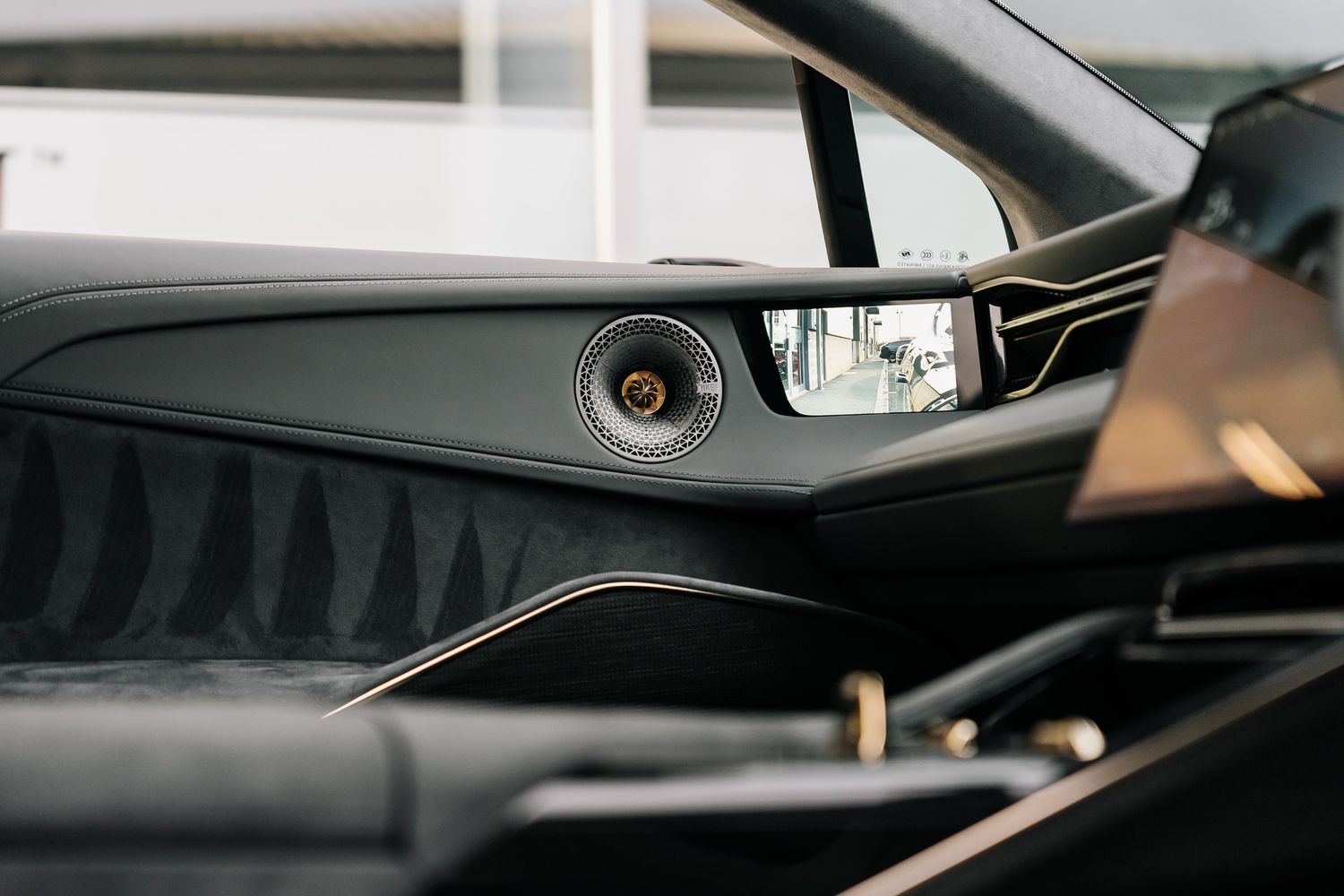 Lotus Eletre