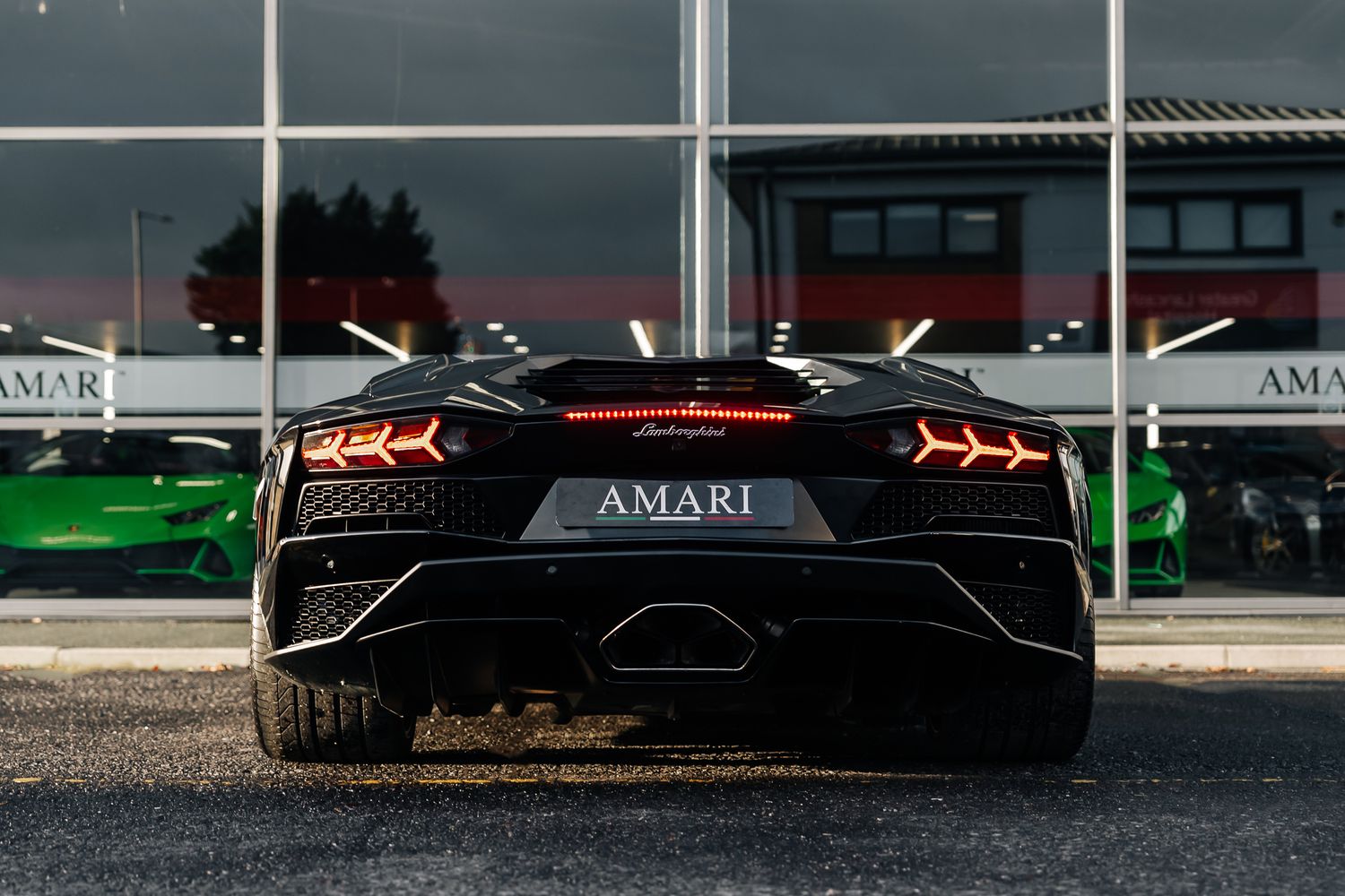 Lamborghini Aventador S LP740-4