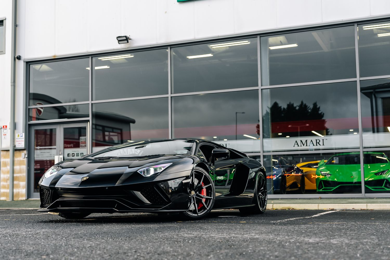 Lamborghini Aventador S LP740-4