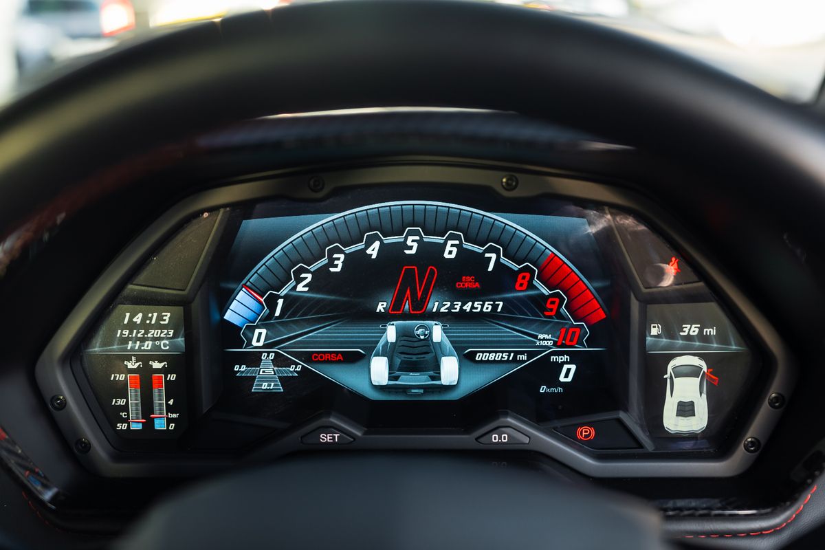 Lamborghini Aventador S LP740-4