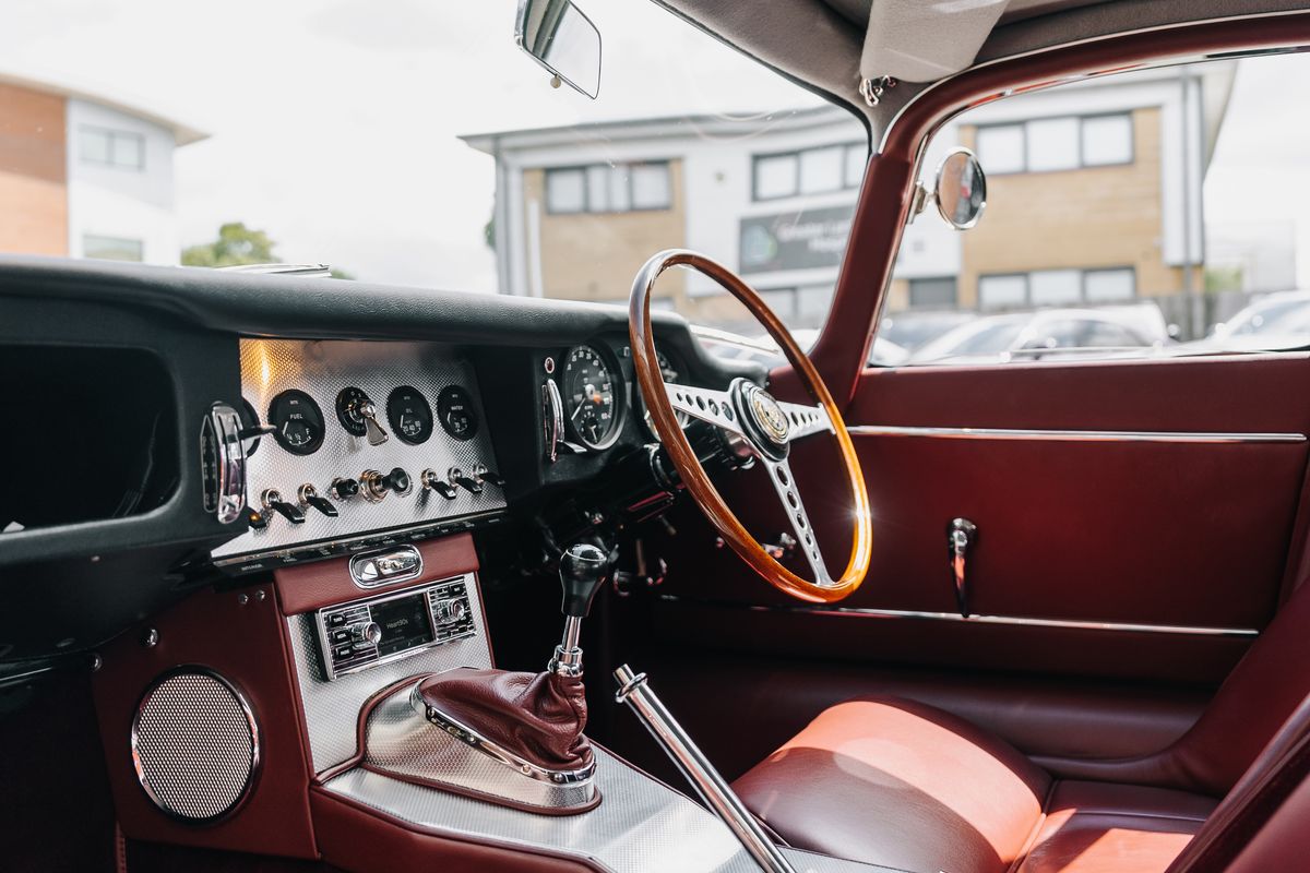 Jaguar 'E' Type - Reborn 3.8